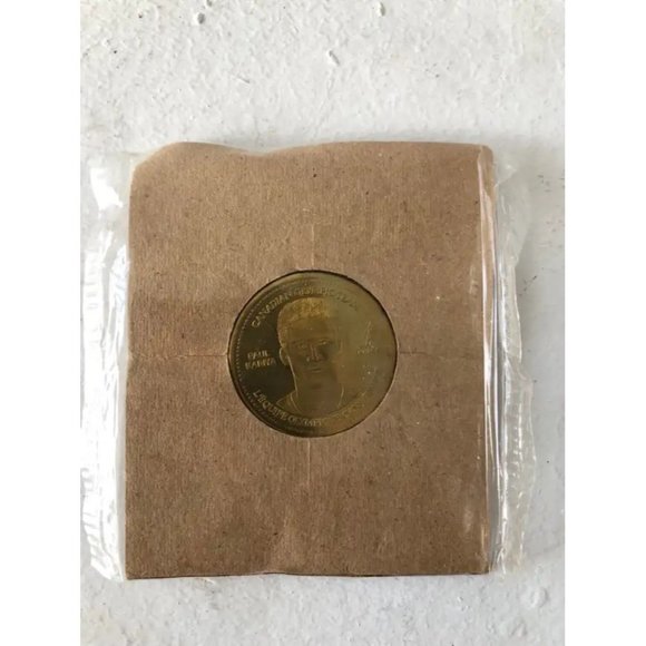 2002 Team Canada Olympic Coke Coins - Picture 3 of 3